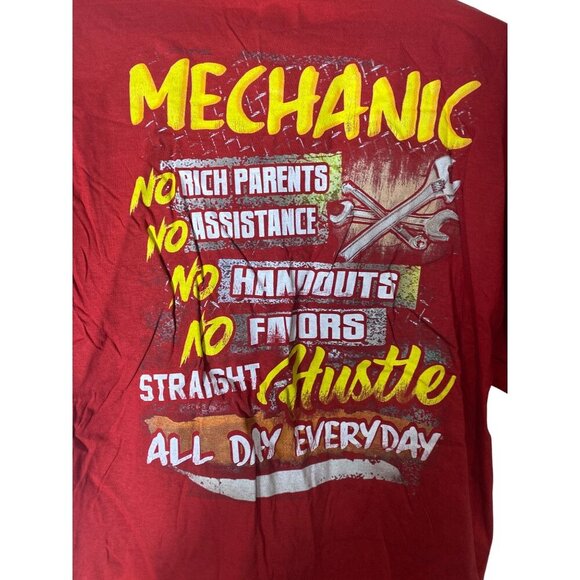 Fruit Of The Loom Men's Red "Mechanic" Graphic T-Shirt XL Crew Neck Short Sleeve - Picture 5 of 5